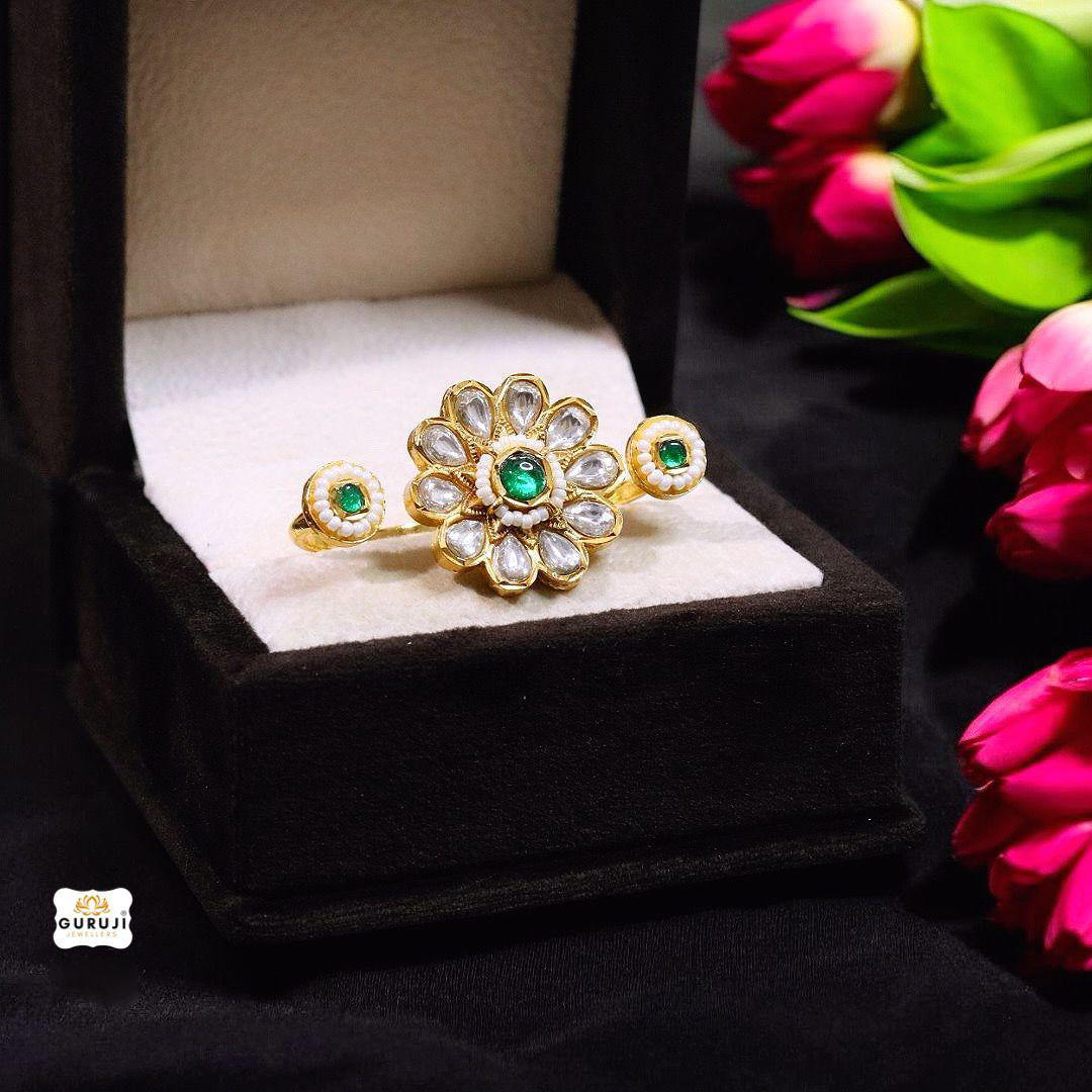 Floral Elegance Double Finger Ring