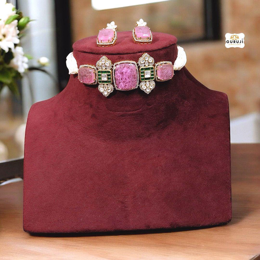 Exquisite Doublet Stone Choker Set