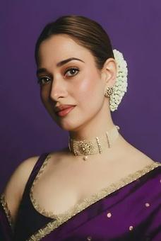 Elegant Pearl and Gold Choker Set Inspired by Tamannaah Bhatia