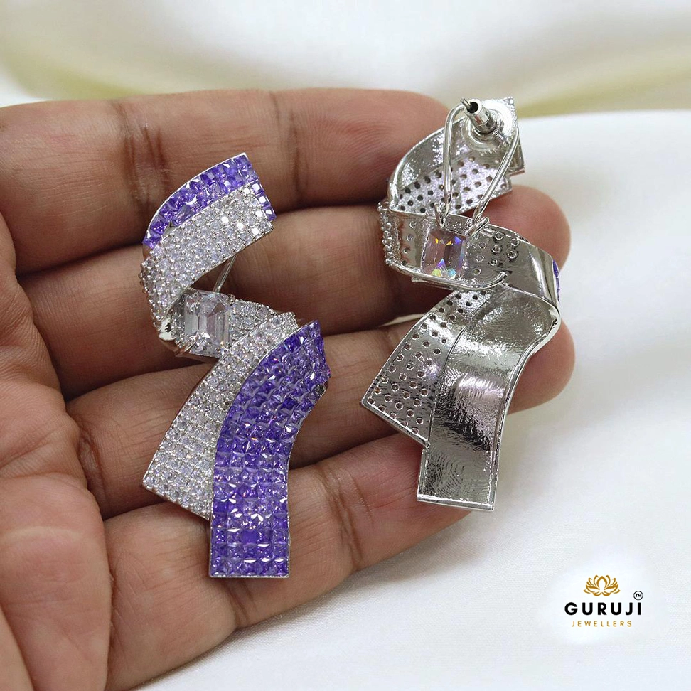Contemporary Sculpted Earrings with High-Shine Stone Detailing