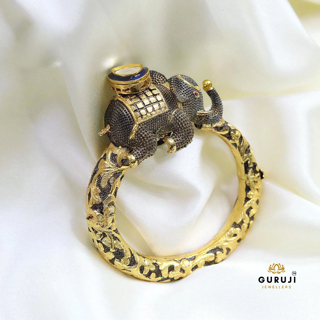 Majestic Elephant Motif Polki kundan Bracelet